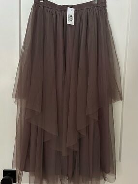 NWT Wishlist Apparel Tulle Midi Skirt - Taupe